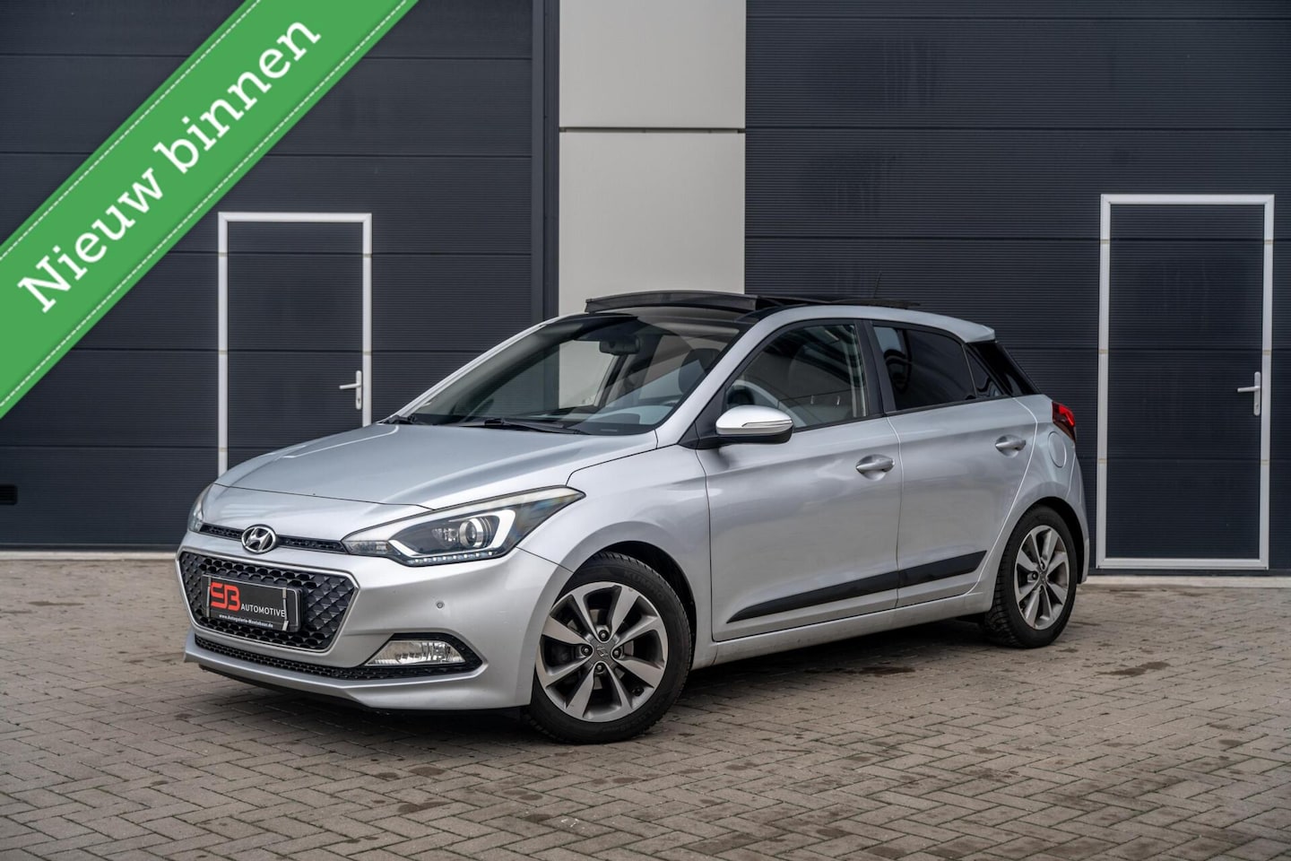 Hyundai i20 - 1.4i i-Vision Stuur/Stoelverw|Cruise|Pano|VOL! - AutoWereld.nl
