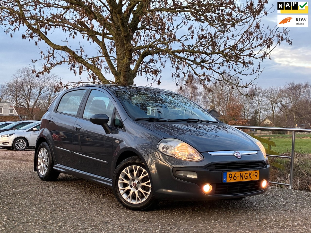 Fiat Punto Evo - 1.3 M-Jet Dynamic | Airco + Cruise nu €1.975,-!! - AutoWereld.nl