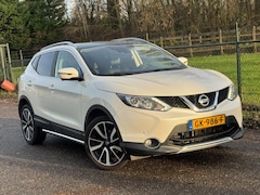 Nissan Qashqai - 1.2 Tekna /Automaat/Xenon/Pano/Stoelverwarming/