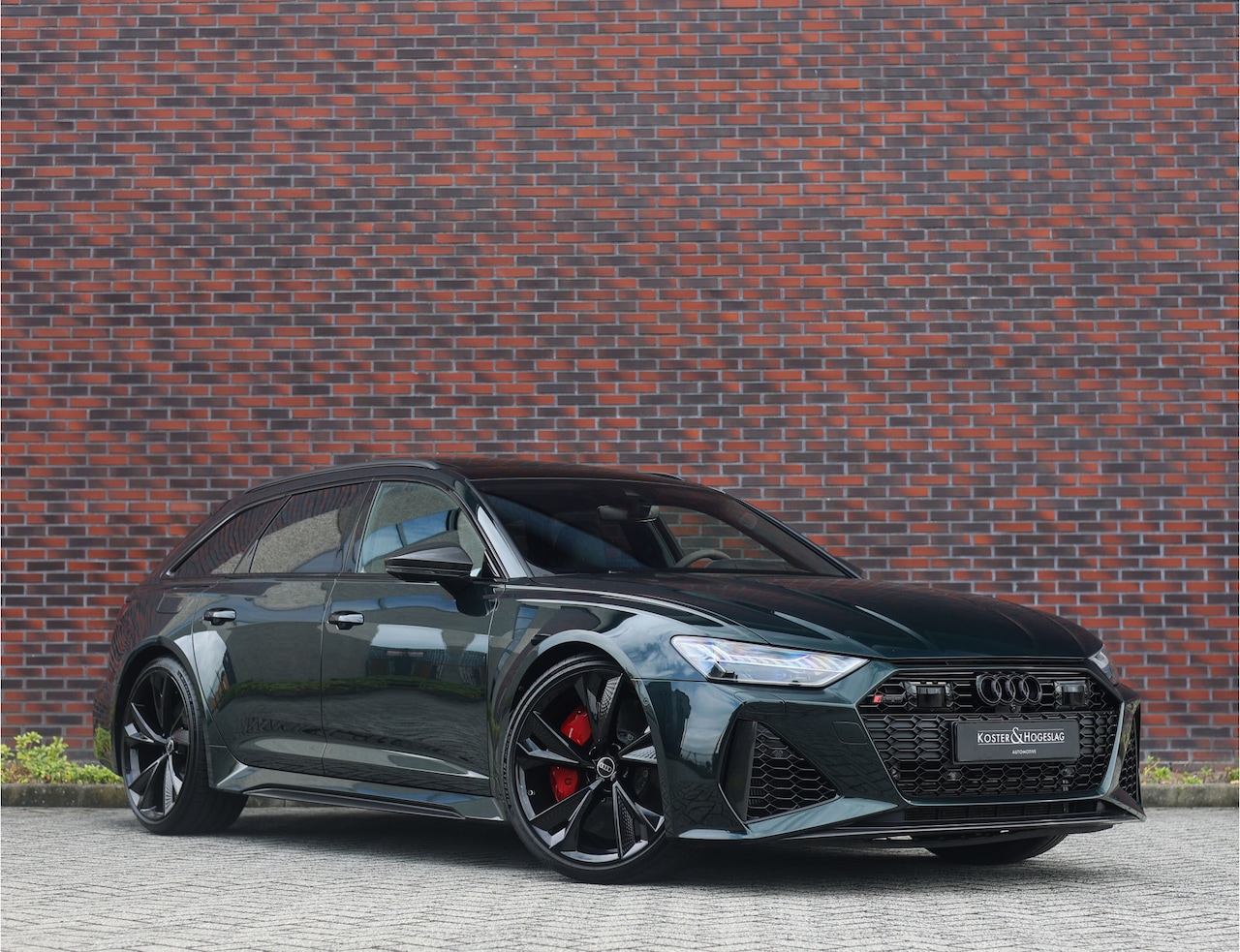 Audi RS6 - Avant 4.0 TFSI quattro | Exclusive - Carbon - Pano - B&O - AutoWereld.nl