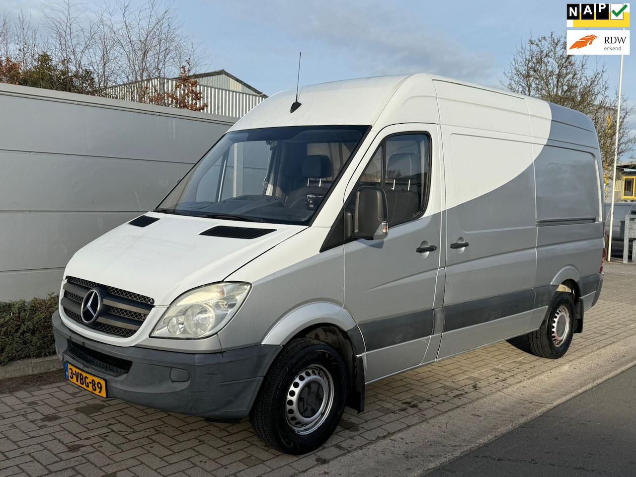 Mercedes-Benz Sprinter - 311 2.2 CDI 366 HD / AUT / Lage KMS NAP - AutoWereld.nl