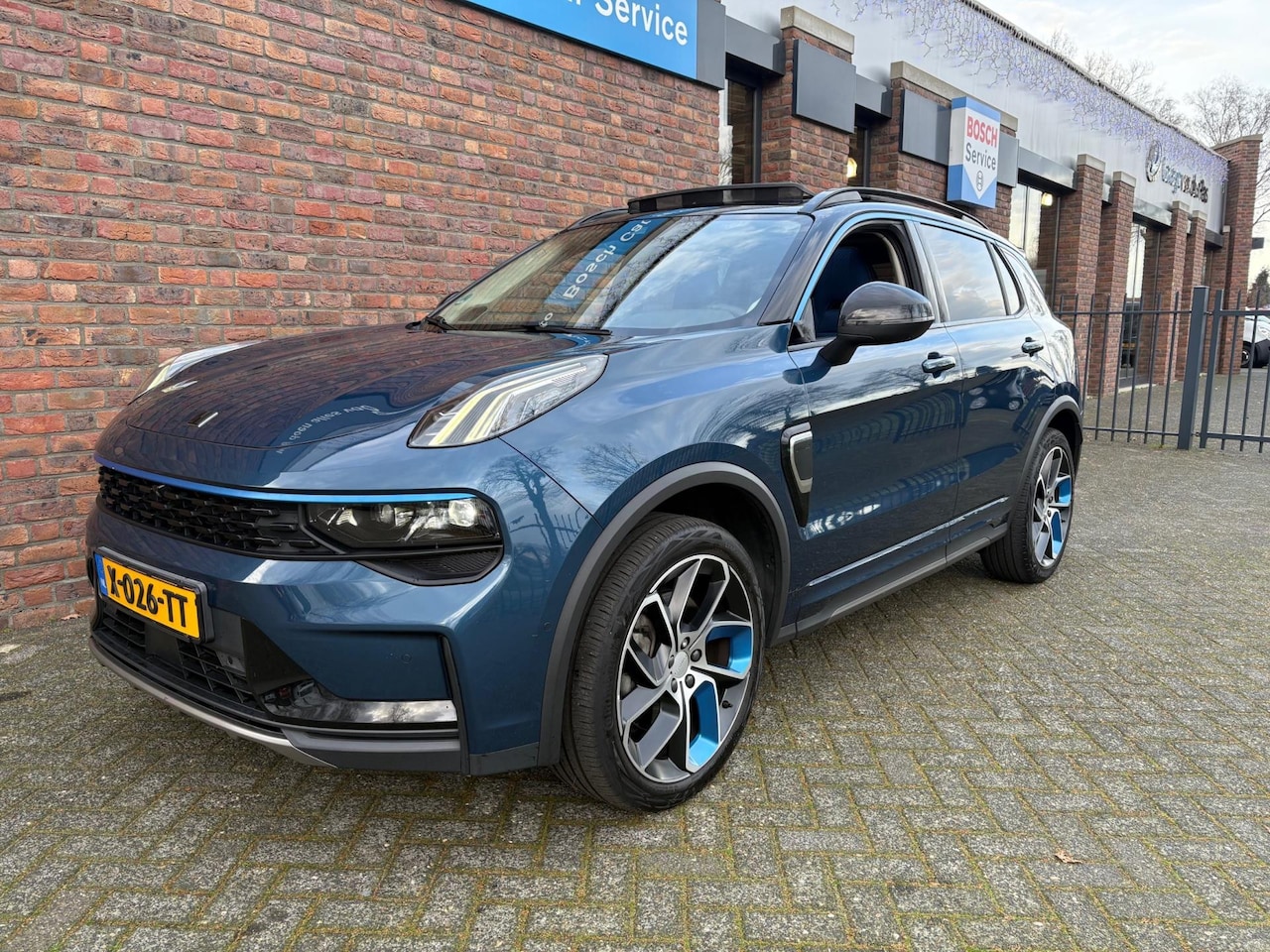 Lynk & Co 01 - 1.5 Plug in Hybrid|Panorama|Trekhaak|360 camera|ACC - AutoWereld.nl