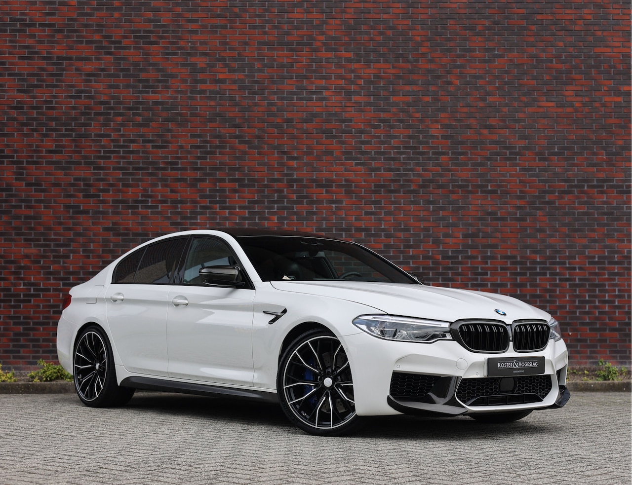 BMW M5 - 5-serie | M Drivers Pack - H&K - 360cam - AutoWereld.nl