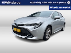 Toyota Corolla - 1.8 Hybrid Active / Navigatie / Camera / Stoelverwarming / Climate controle /