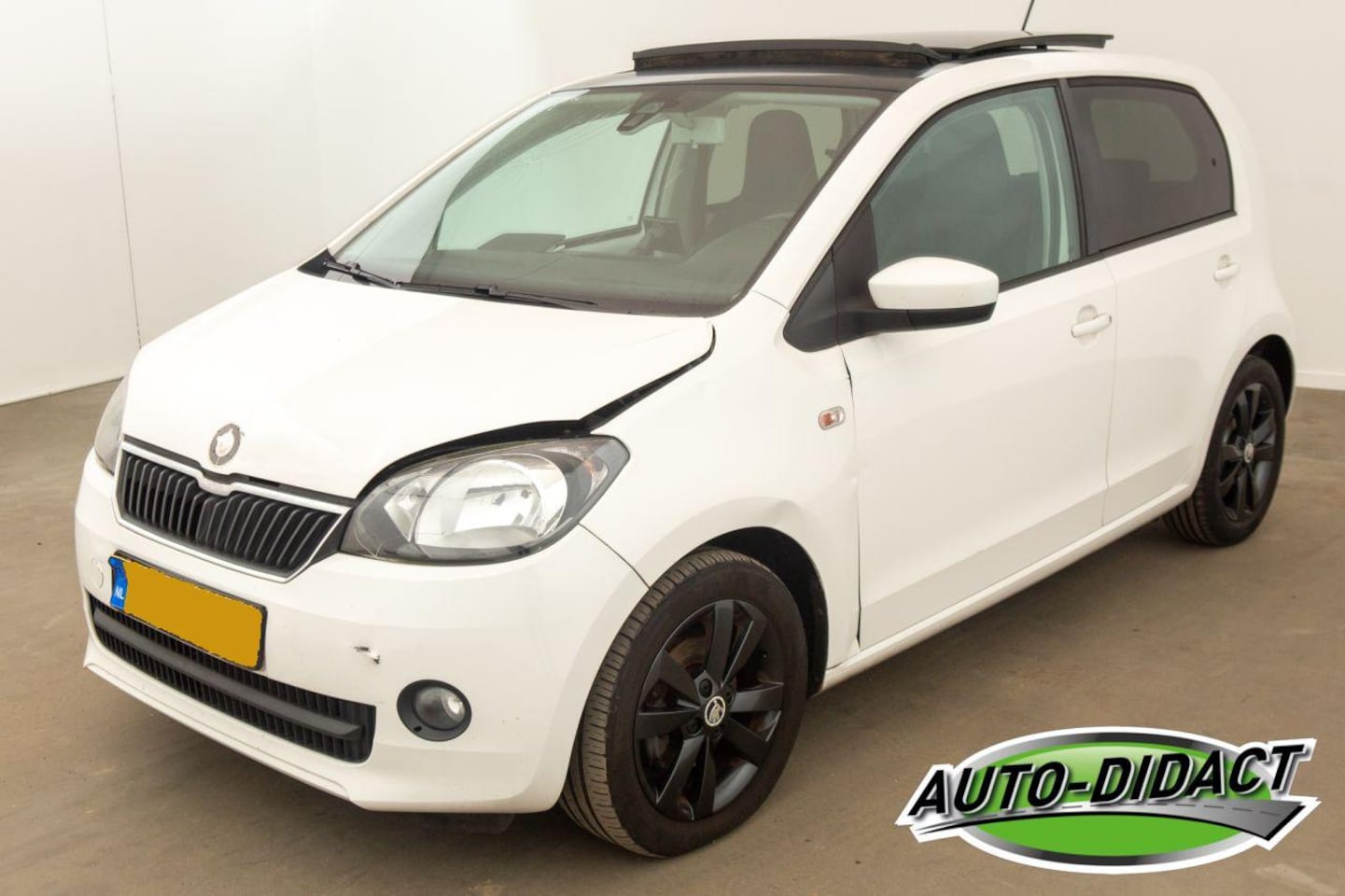 Skoda Citigo - 1.0 Airco Open Pano Greentech Arctic Air - AutoWereld.nl