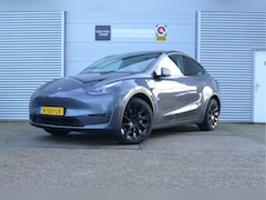 Tesla Model Y - Long Range AWD 75 kWh 20" Alu, BTW auto