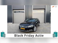 Volkswagen Passat Variant - 1.6 TDI Highline BlueMotion PANORAMADAK AIRCO APK LUXE MOD FULL OPTION STOELVERWARMING