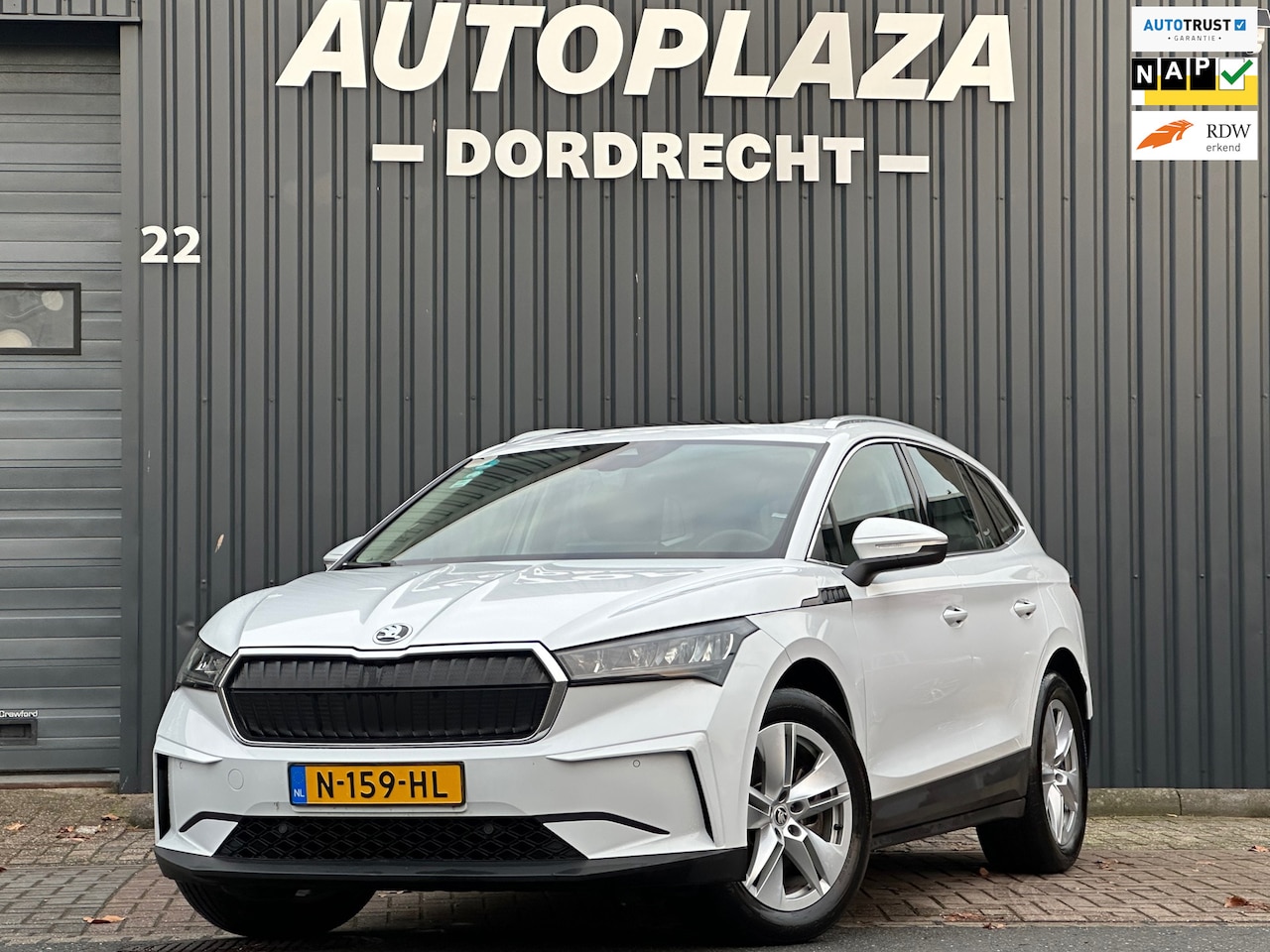 Skoda Enyaq iV - 80 SOH 93 %|Pano|Trekhaak - AutoWereld.nl