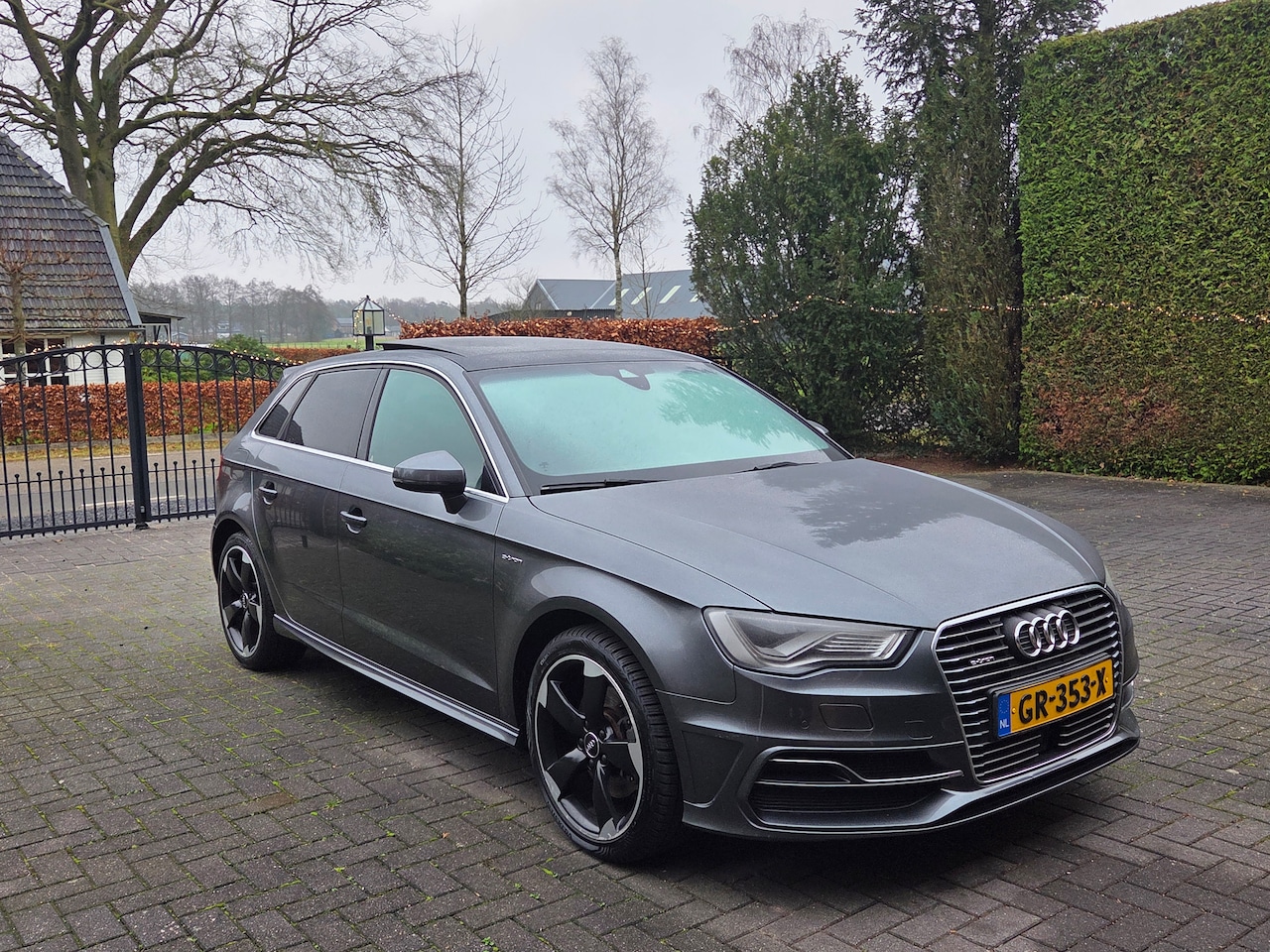 Audi A3 Sportback - 1.4 e-tron PHEV Ambition Pro Line plus Full options | Pano | Leer | B&O | Zwarte hemel - AutoWereld.nl