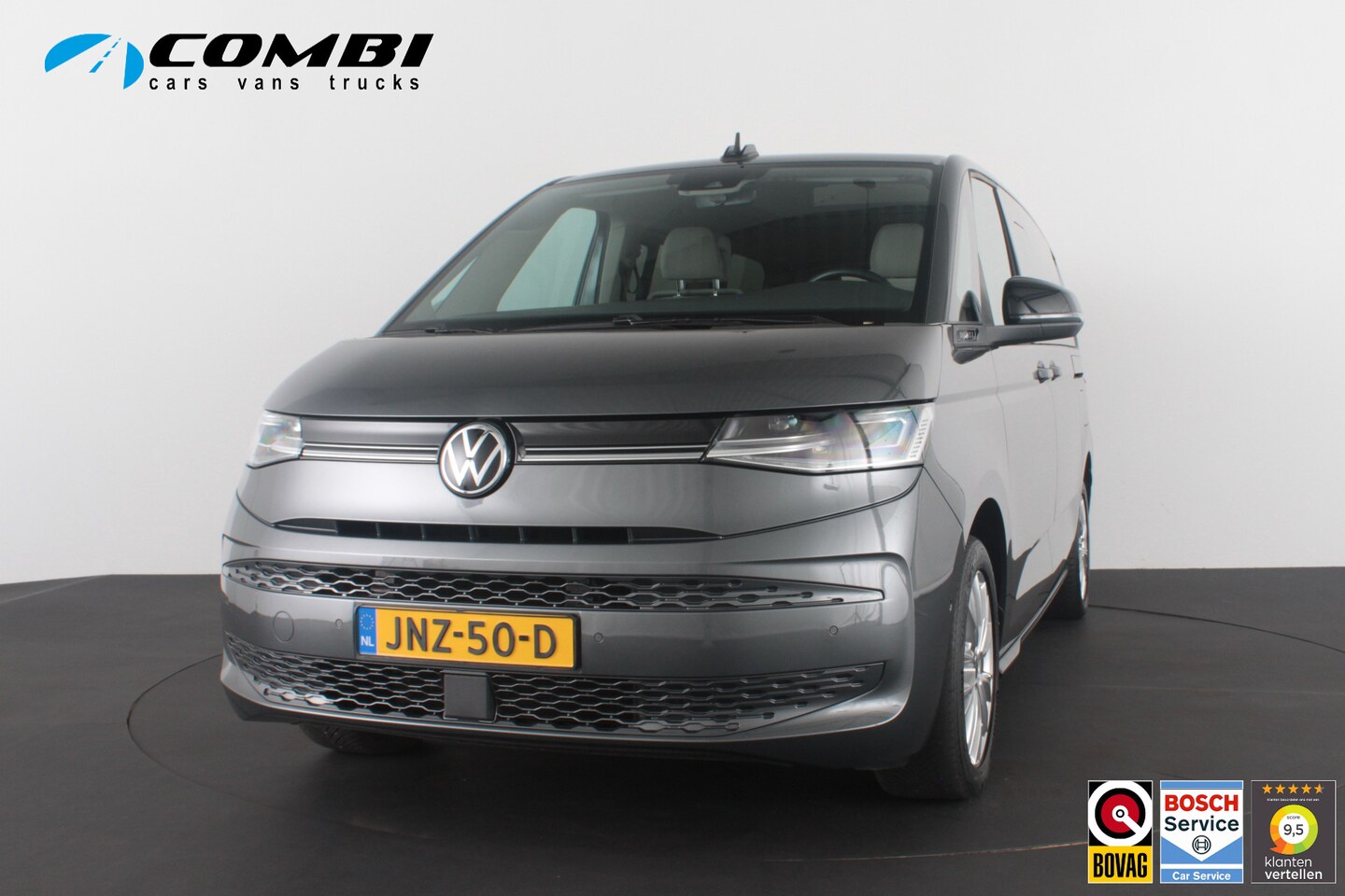 Volkswagen Multivan - 1.4 eHybrid L2H1 Life 6 persoons/Plug-in hybride/Trekhaak/Panorama dak/camera - AutoWereld.nl
