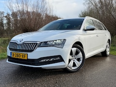 Skoda Superb Combi - 1.5 TSI ACT Business Edition / Automaat / Navigatie / Camera / Cruise Control /