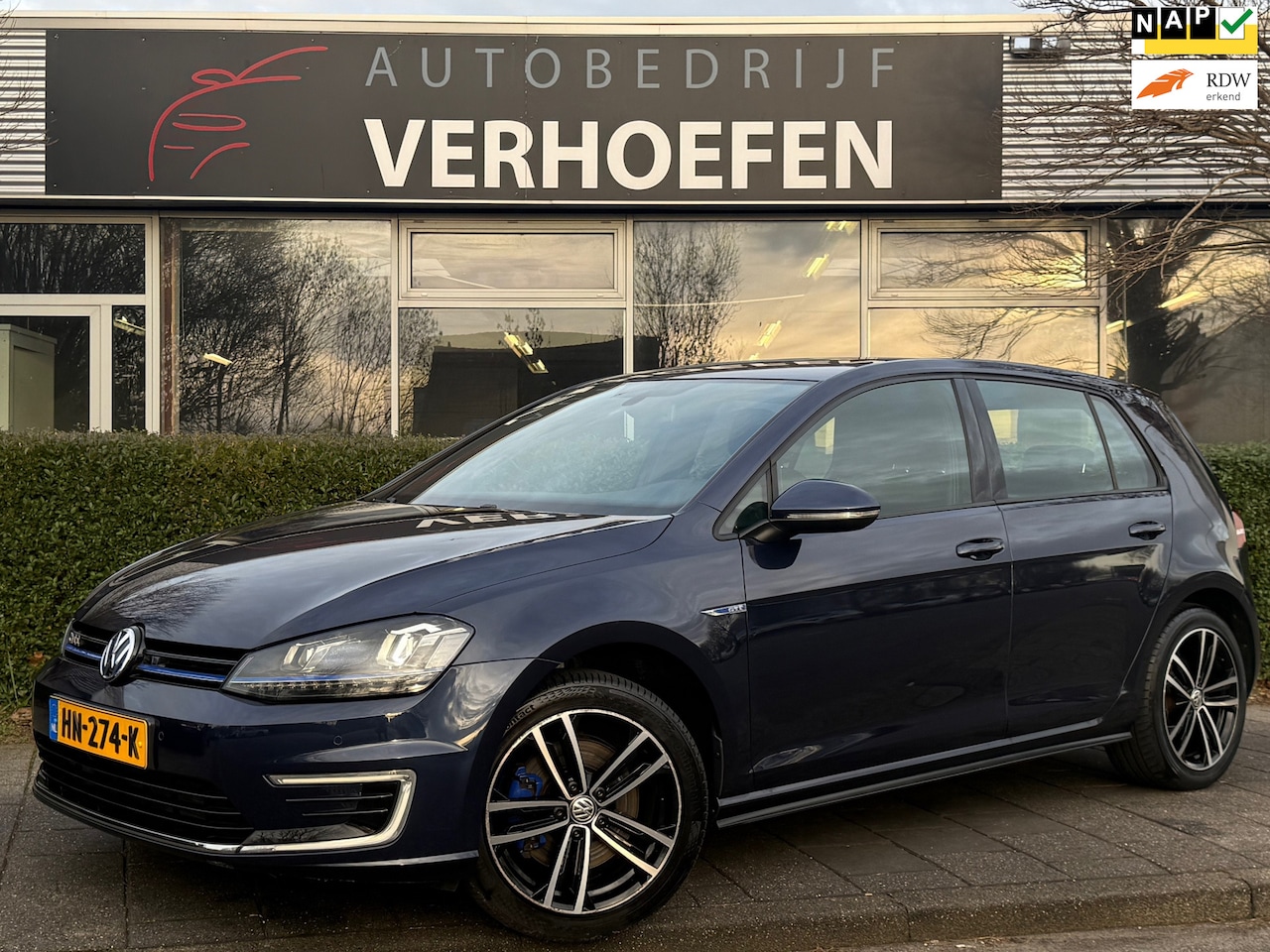 Volkswagen Golf - 1.4 TSI GTE - VOLLEDIG DEALER ONDERHOUDEN - AUTOMAAT - ORG NL - NAP - PARK SENS ! - AutoWereld.nl