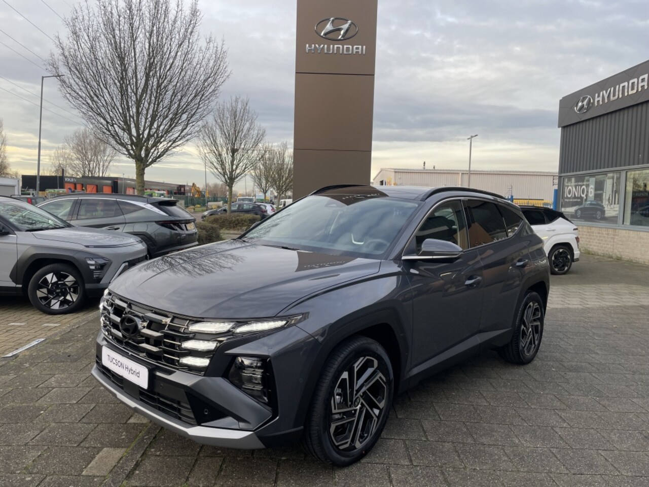 Hyundai Tucson - 1.6 T-GDI HEV Premium SKY*RIJKLAARPRIJS* - AutoWereld.nl