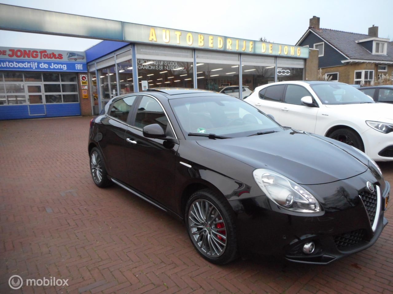Alfa Romeo Giulietta - 1.4 Turbo MultiAir 170 Super TCT AUTOMAAT+PANORAMADAK+LEER+18"-LM - AutoWereld.nl