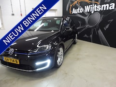 Volkswagen Golf - 1.4 TSI GTE Pano | LED | LMV | Nw accupakket | Boekjes | Zeer netjes
