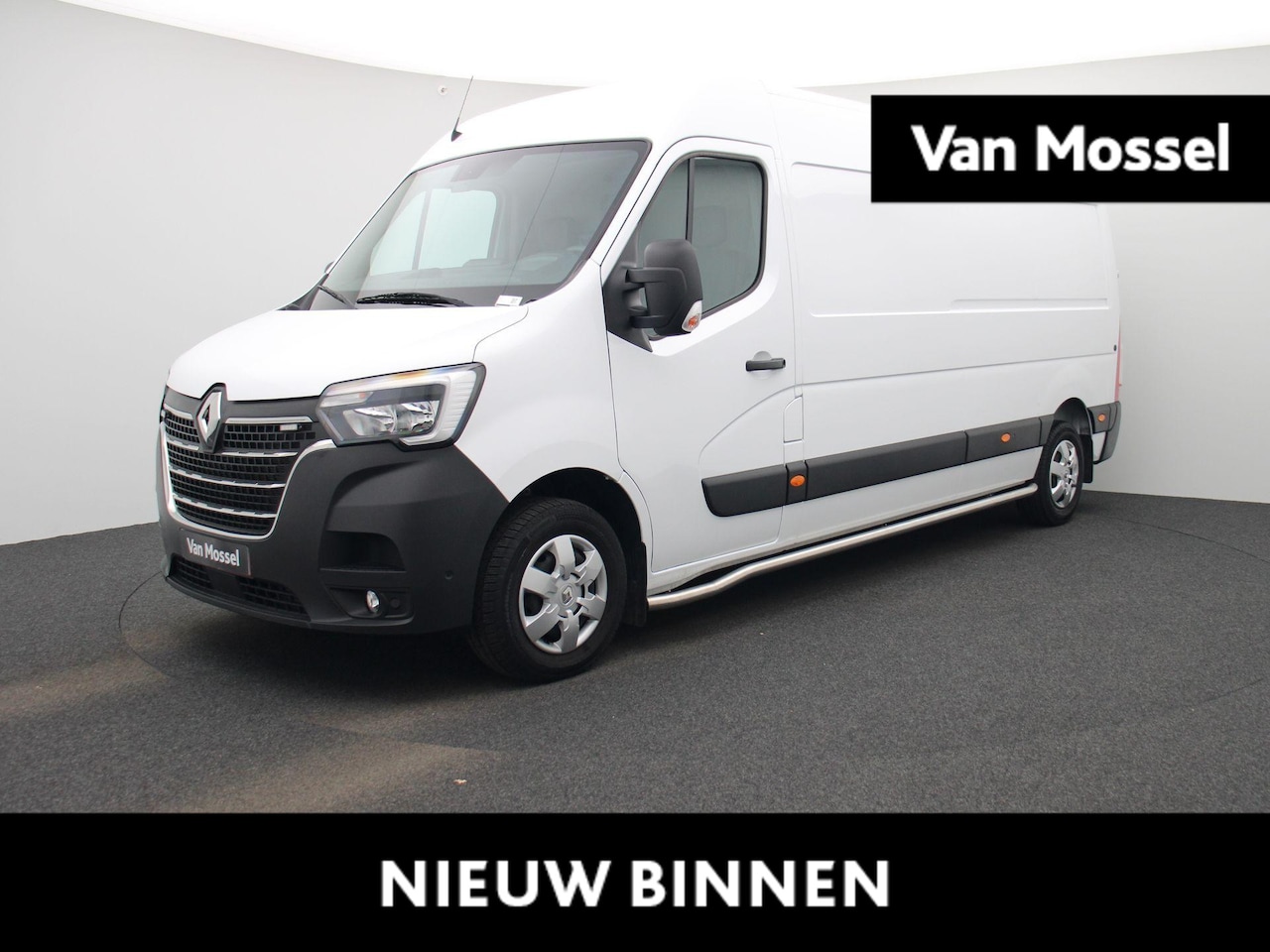 Renault Master - T35 2.3 dCi 135 L3H2 Work Edition | Navigatie | Airco | Parkeersensoren Achter | Achteruit - AutoWereld.nl