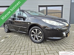 Peugeot 307 CC - 2.0-16V LEDER XENON 16" NAVI NAP