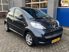 Peugeot 107 - 1.0-12V XS