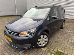Volkswagen Touran - 1.2 TSI Comfortline BlueMotion, trekhaak, navigatie, rijdt perfect-diverse gebruikschades