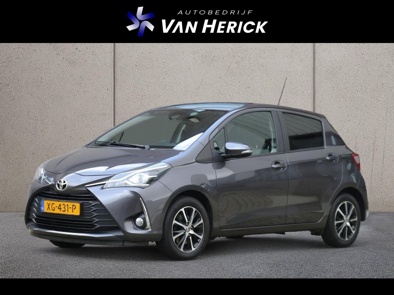 Toyota Yaris - 1.5 VVT-i Dynamic | Navi | Clima | LM Velgen - AutoWereld.nl