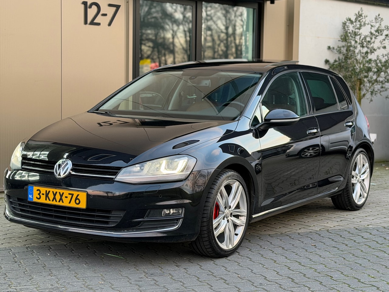 Volkswagen Golf - 1.4 TSI|ACT|Highline|Pano|Keyless - AutoWereld.nl