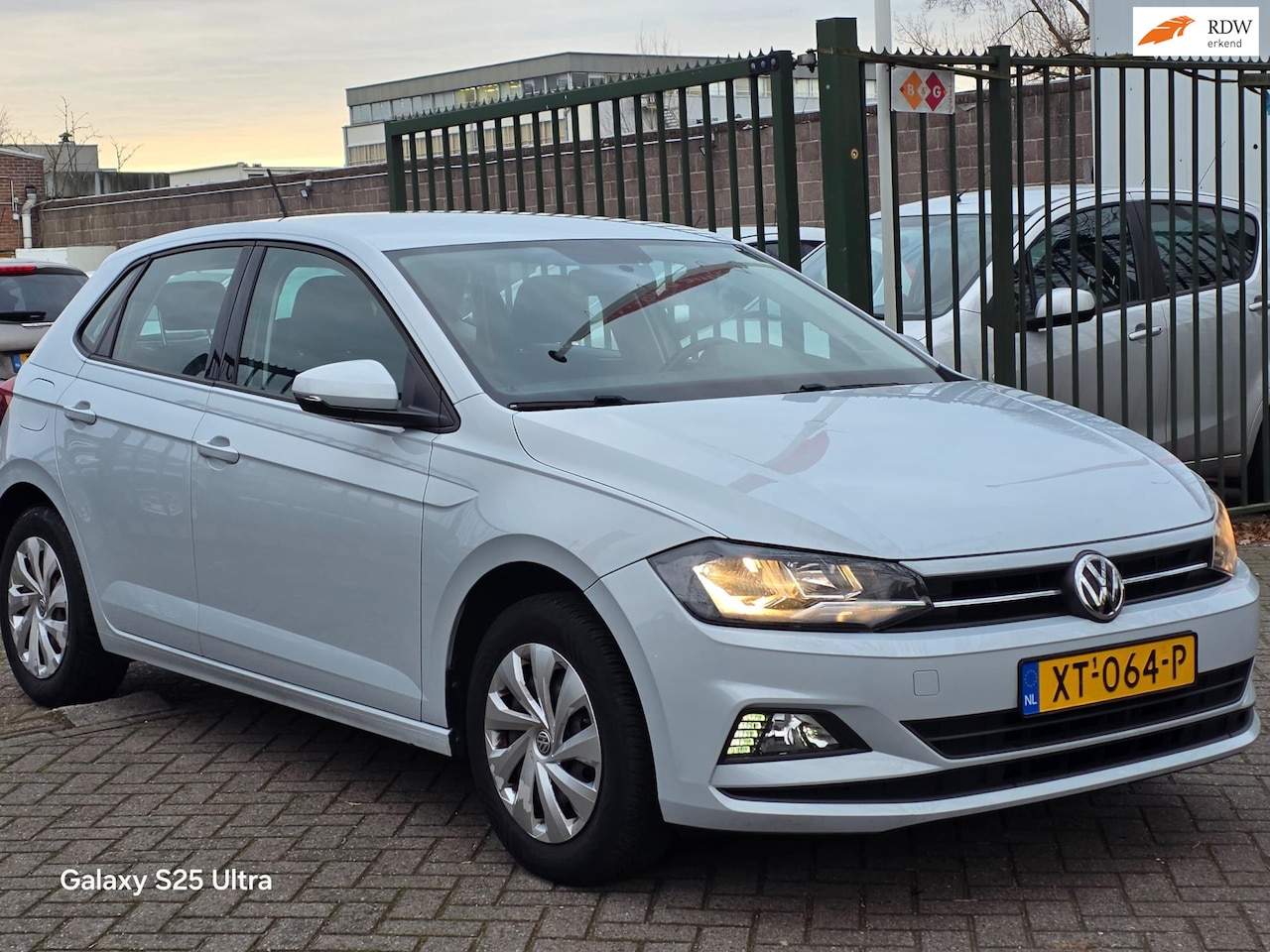 Volkswagen Polo - 1.0 MPI Comfortline Zeer netjes airco cruis control cv op afs - AutoWereld.nl