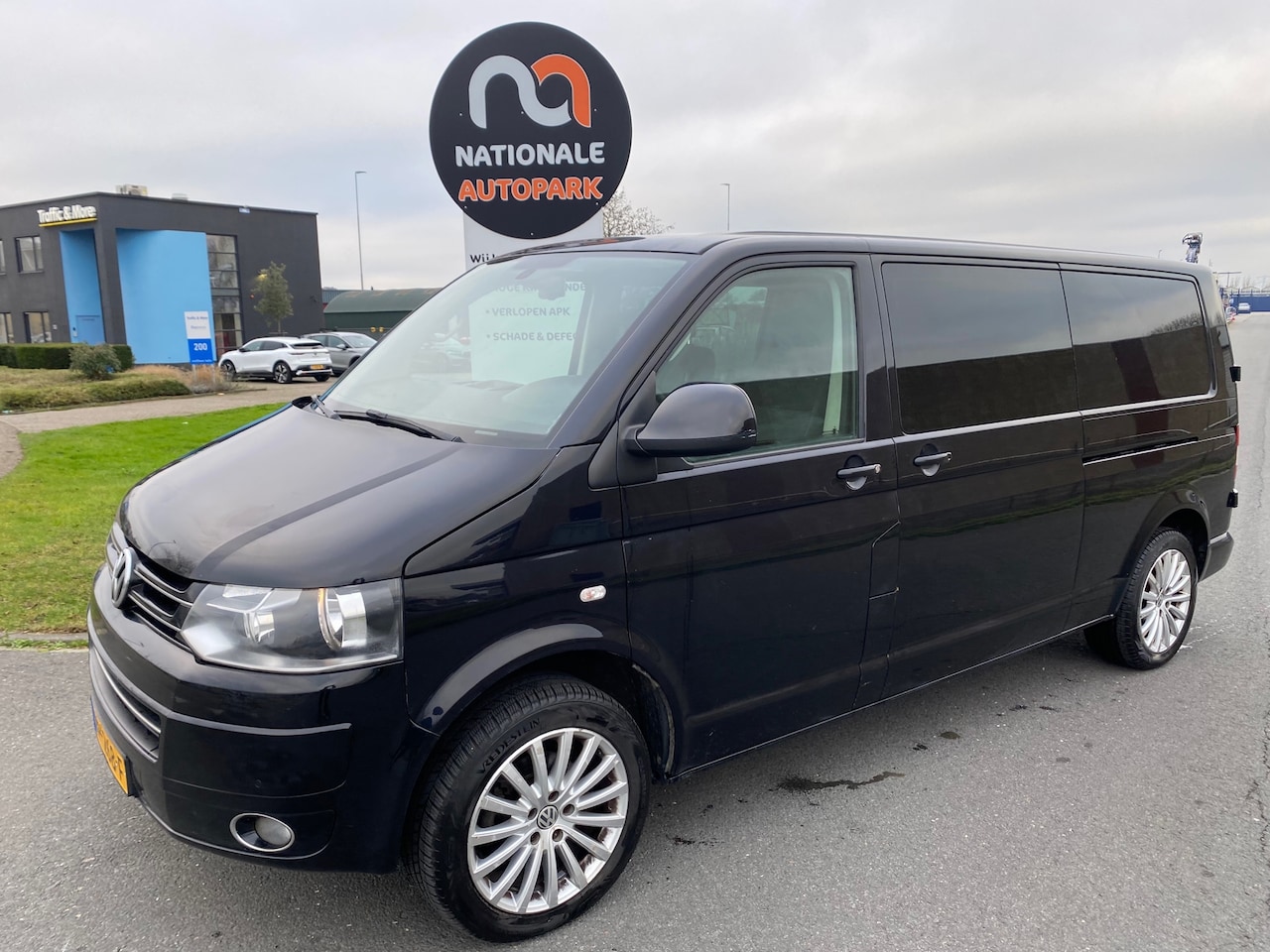 Volkswagen Transporter - 2015 * 2.0 TDI BM L2H1 DC Comfortline * AUTOMAAT * EURO 5 * AIRCO - AutoWereld.nl
