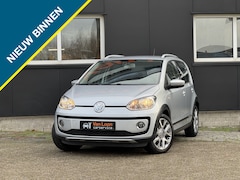 Volkswagen Up! - 1.0 Cross Up/Trekhaak/Airco/16"/Hoge instap/