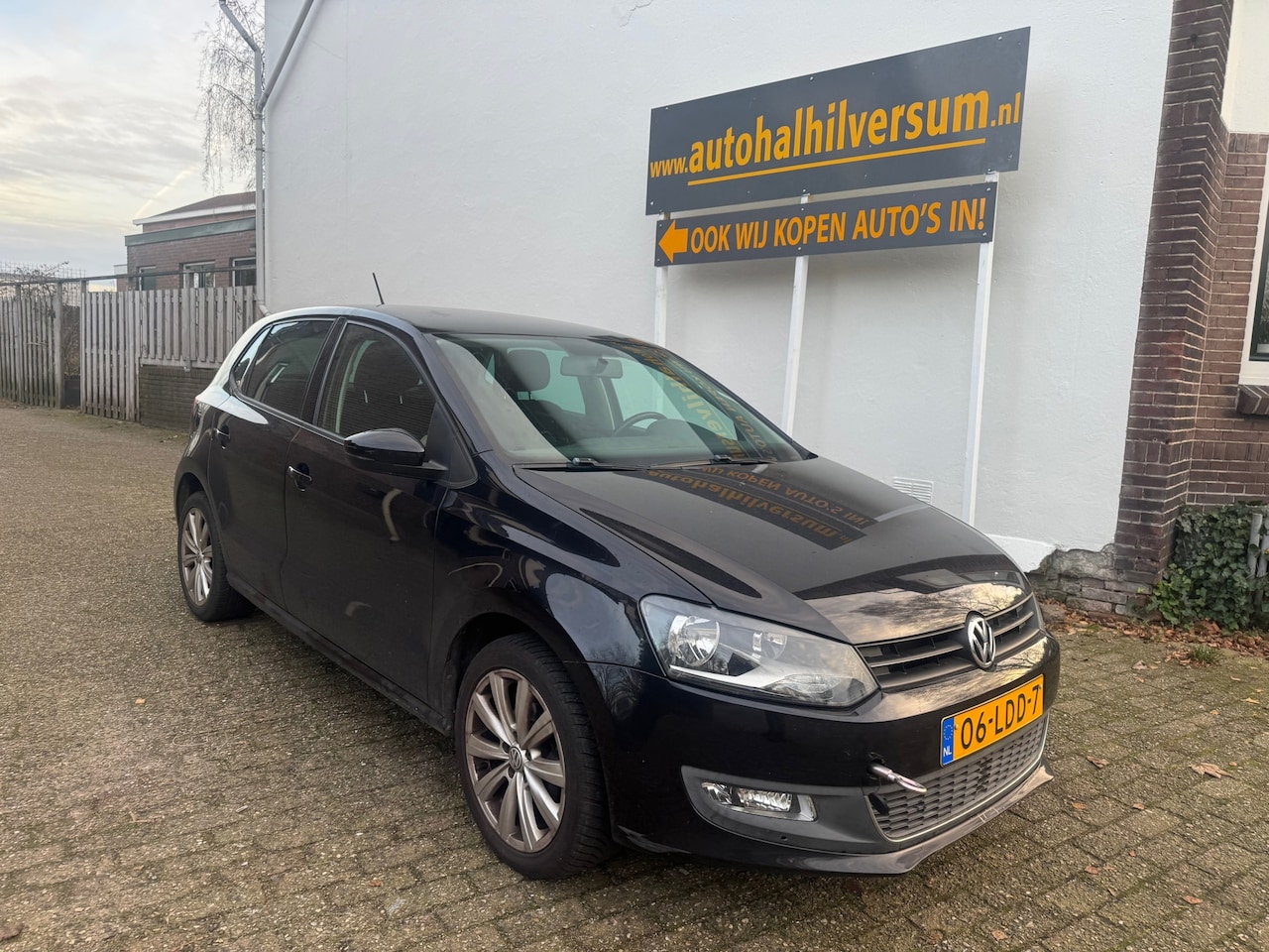 Volkswagen Polo - 1.4-16V Highline 5 DEURS AUTOMAAT KAPOT - AutoWereld.nl