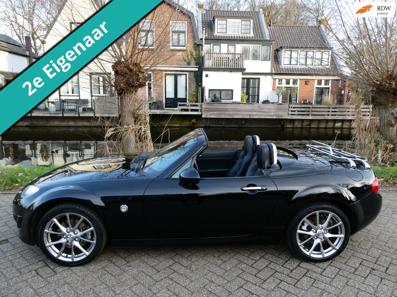 Mazda MX-5 Roadster Coupé - 2.0 GT-L 161pk 2e eig. Leder Xenon Clima Cruise - AutoWereld.nl