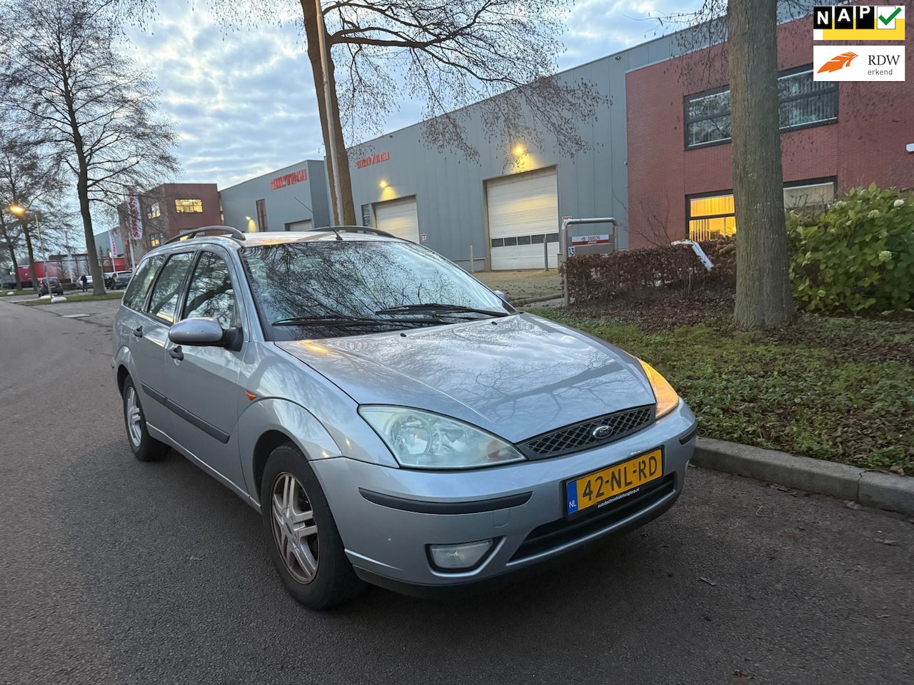 Ford Focus Wagon - 1.6-16V Trend apk nap - AutoWereld.nl