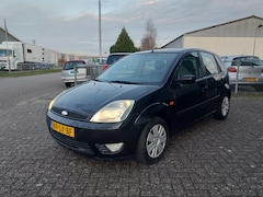 Ford Fiesta - 1.4-16V Trend 5-DEURS + APK