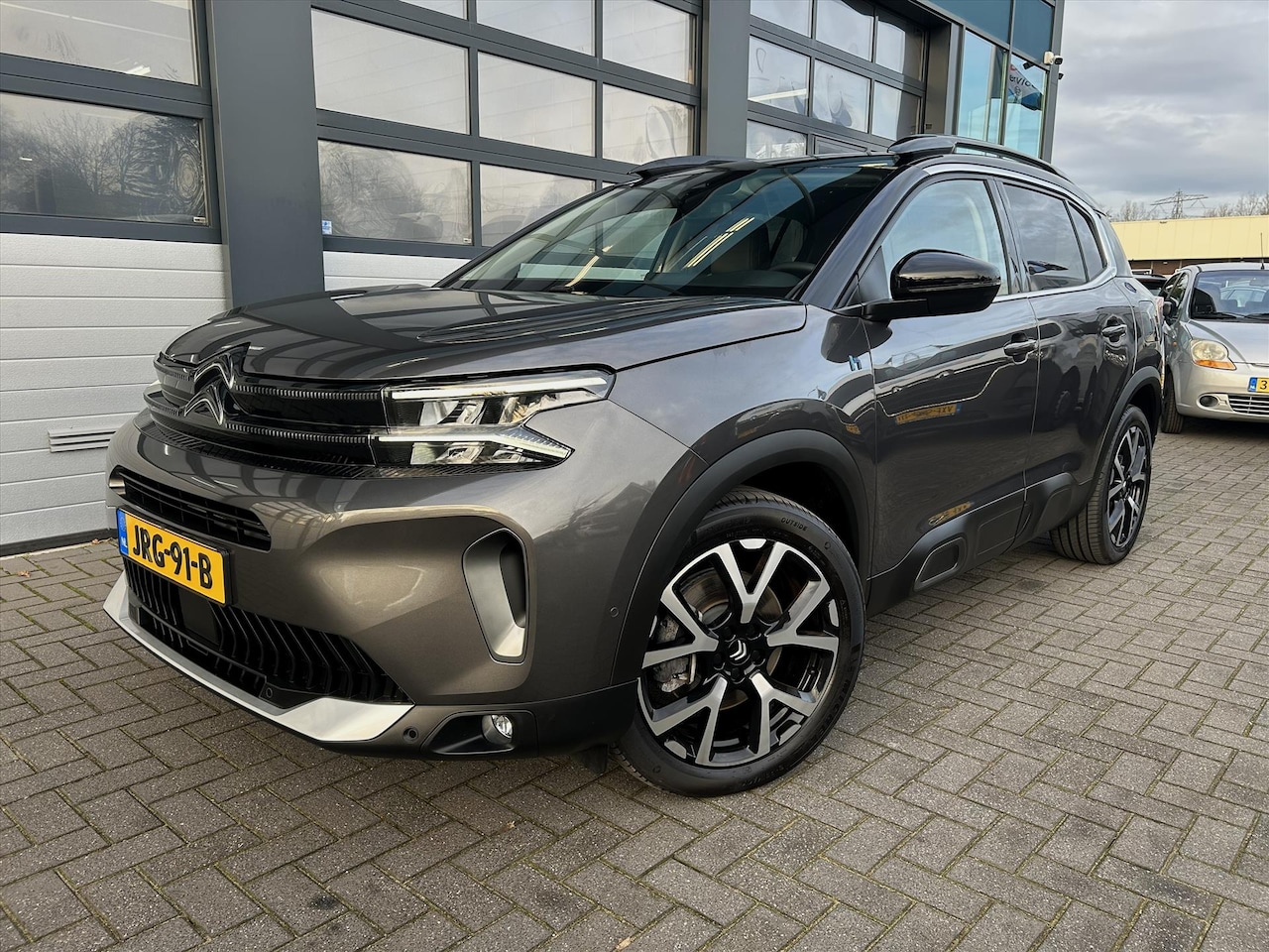 Citroën C5 Aircross - 1.6 PHEV 225pk Shine, Leder, Carplay, Stoelverwarming - AutoWereld.nl