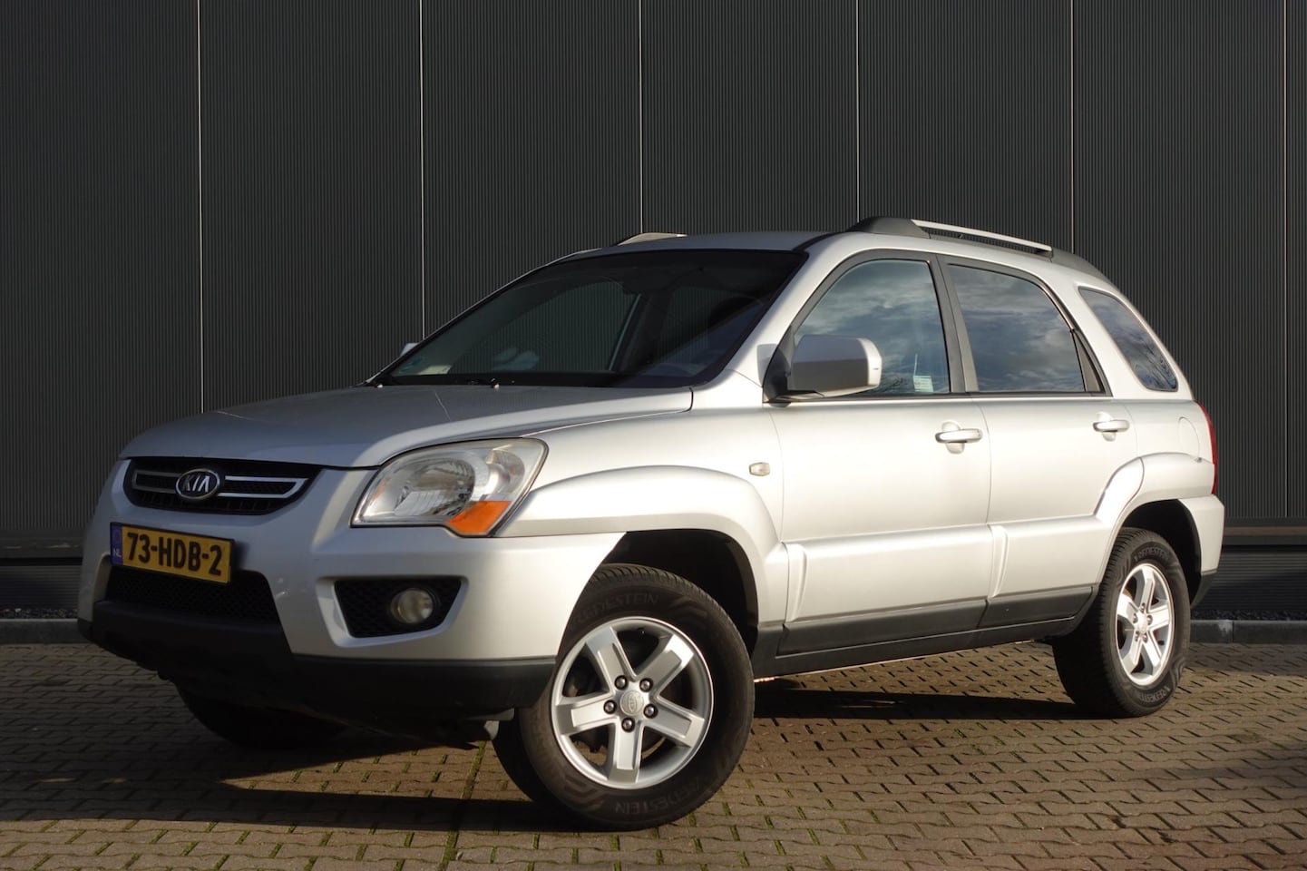 Kia Sportage - 2.0 CVVT X-ecutive 2.0 CVVT X-ecutive - AutoWereld.nl