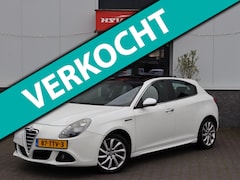 Alfa Romeo Giulietta - 1.4 T Distinctive navi PANODAK org NL