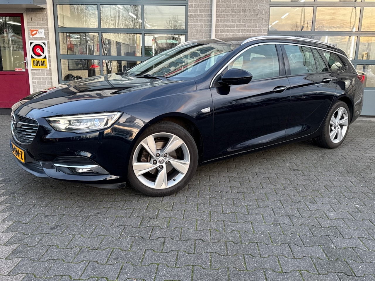 Opel Insignia Sports Tourer - 1.5 Turbo Innovation|PDC|STOELVERWARMING| - AutoWereld.nl