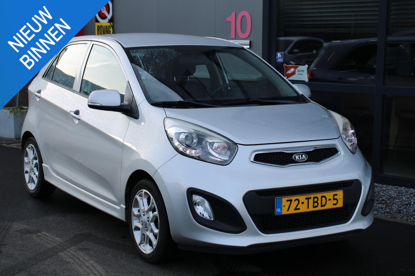 Kia Picanto - 1.0 CVVT Comfort Pack 118DKM, AIRCO, 5DRS - AutoWereld.nl