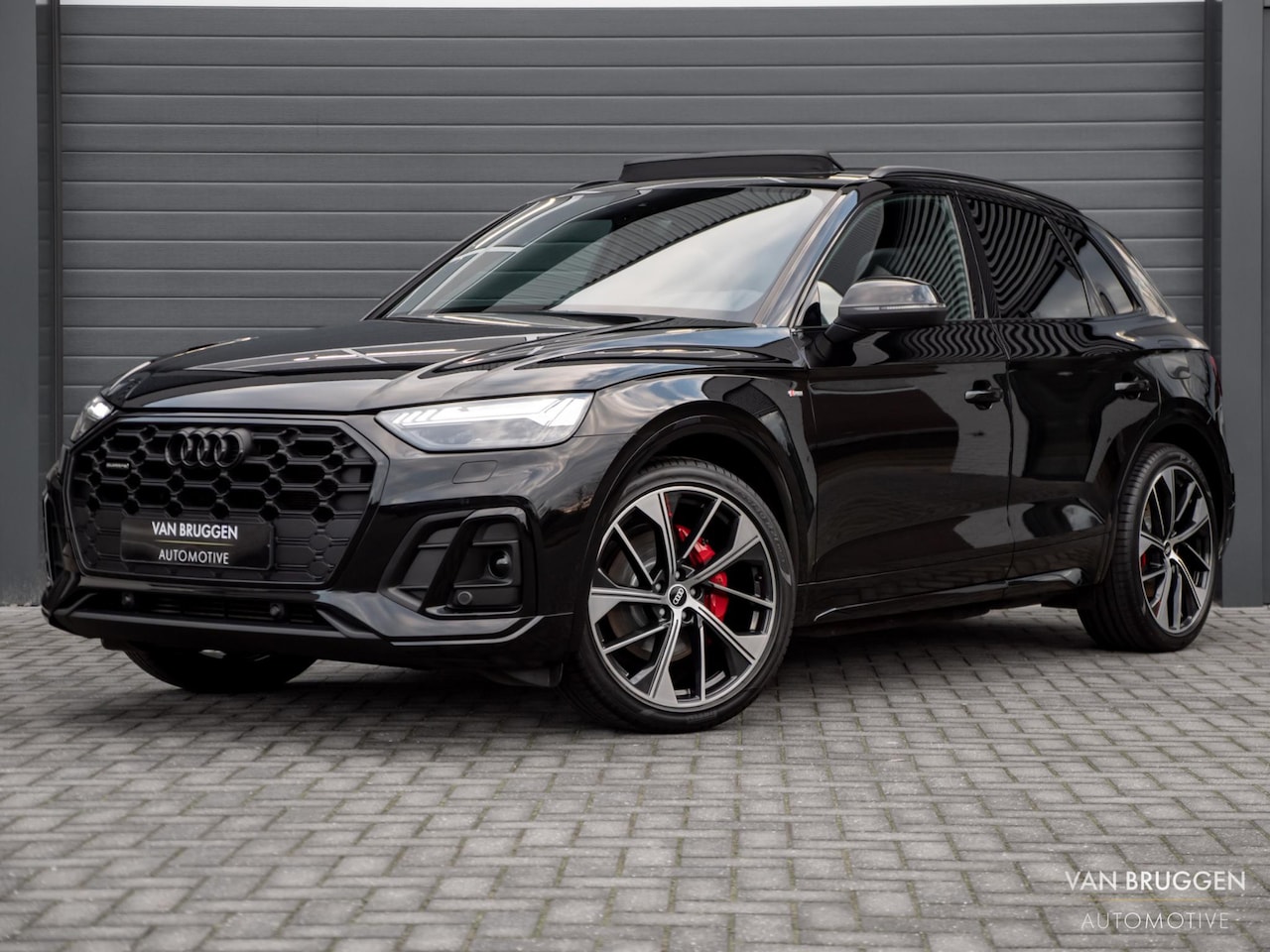 Audi Q5 - 50 TFSI e S-Line Pano Luchtv Trekhaak B&O Camera 21" - AutoWereld.nl