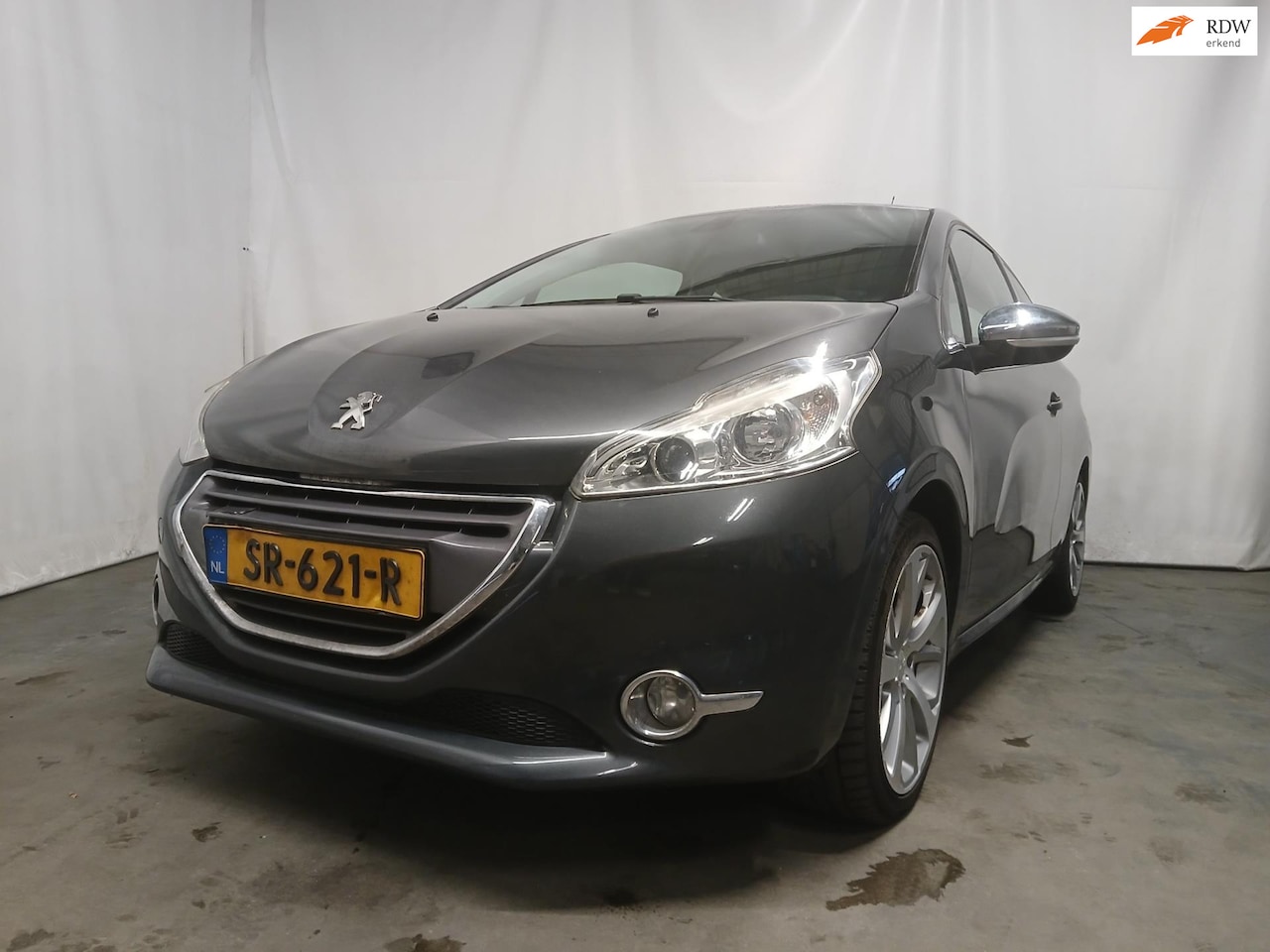 Peugeot 208 - 1.6 THP Allure - Koppakking Defect - AutoWereld.nl