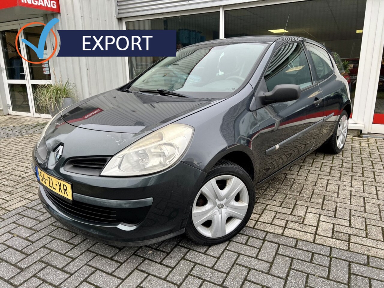 RENAULT CLIO