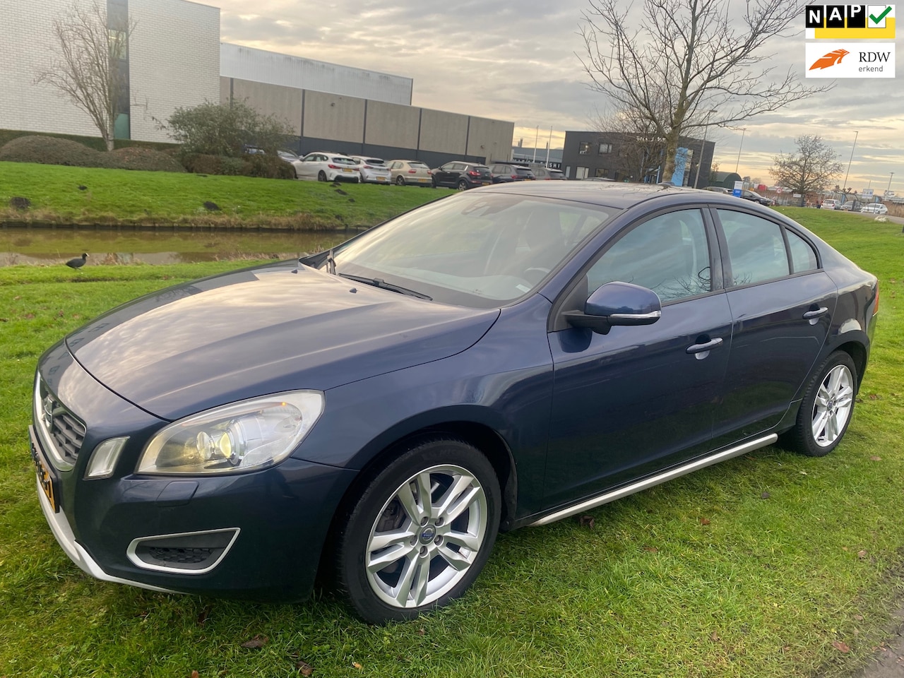 Volvo S60 - 2011 * 2.0T Intro Edition * 203PK * AUTOMAAT * APK - AutoWereld.nl