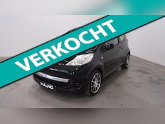 Peugeot 107 - 1.0-12V XS