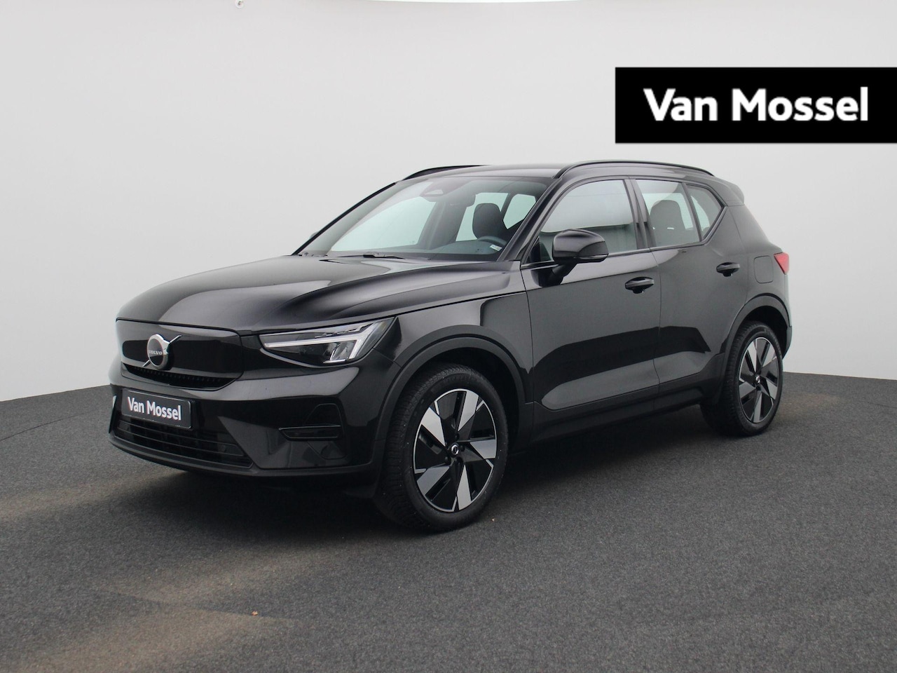 Volvo XC40 - Recharge Extended Range Plus | Apple Carplay | Stoelverwarming | Stuurverwarming | Camera - AutoWereld.nl