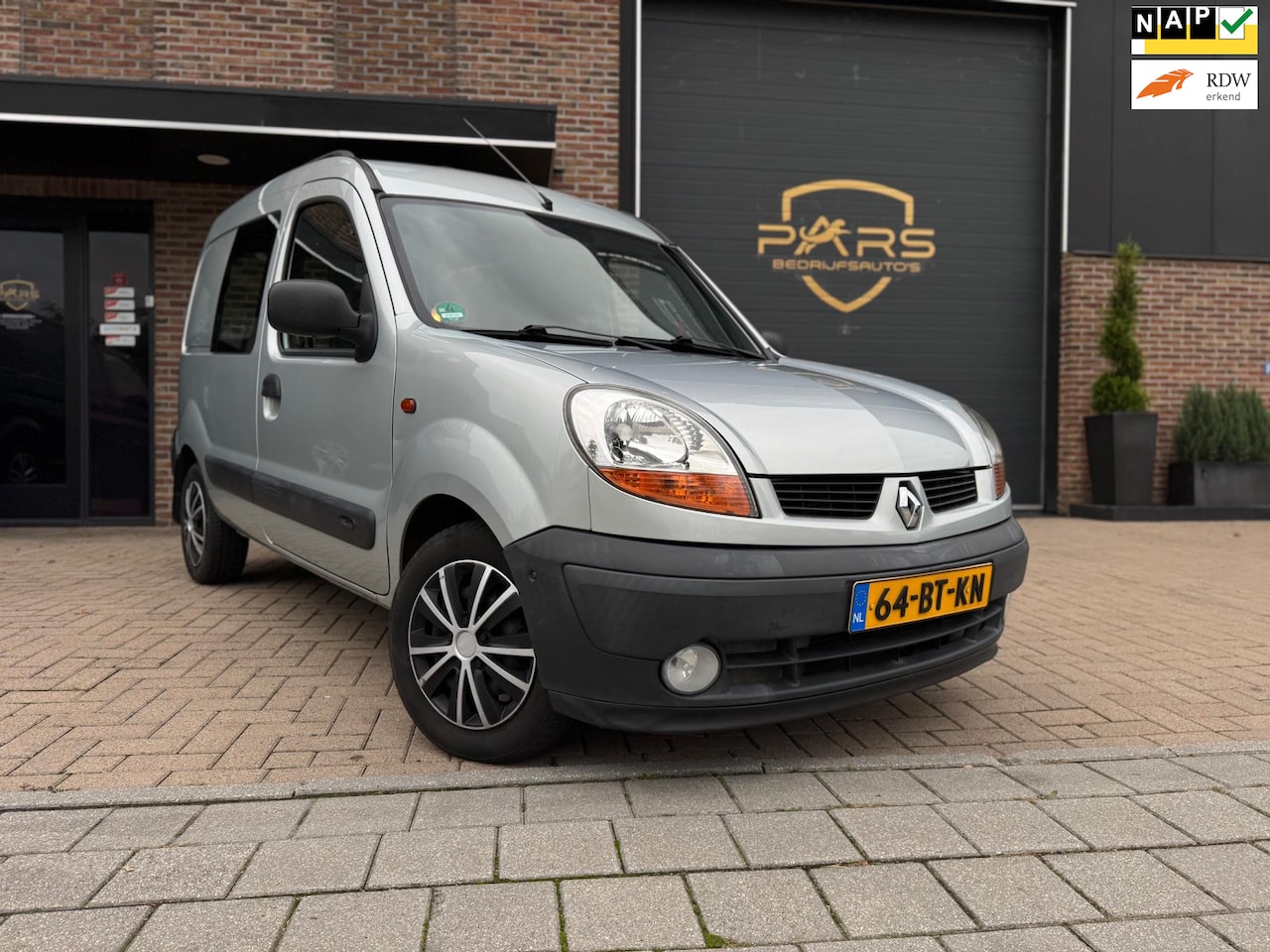 Renault Kangoo Express - 1.6-16V Benzine Grand Confort Automaat Airco Elk.Ramen nieuwe APK Marge!! - AutoWereld.nl