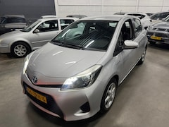 Toyota Yaris - 1.5 Full Hybrid Aspiration CAMERA CRUISE CLIMA ORIG NL NAP