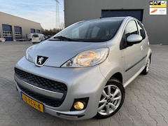 Peugeot 107 - 1.0-12V Millesim 200 Airco 5deurs unieke uitvoering