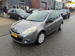 Renault Clio - 1.2 Special Line Navi APK