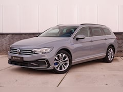 Volkswagen Passat Variant - 1.4 TSI PHEV GTE Business | Elek Trekhaak | Virtual | LED | Camera | Carplay | Navi