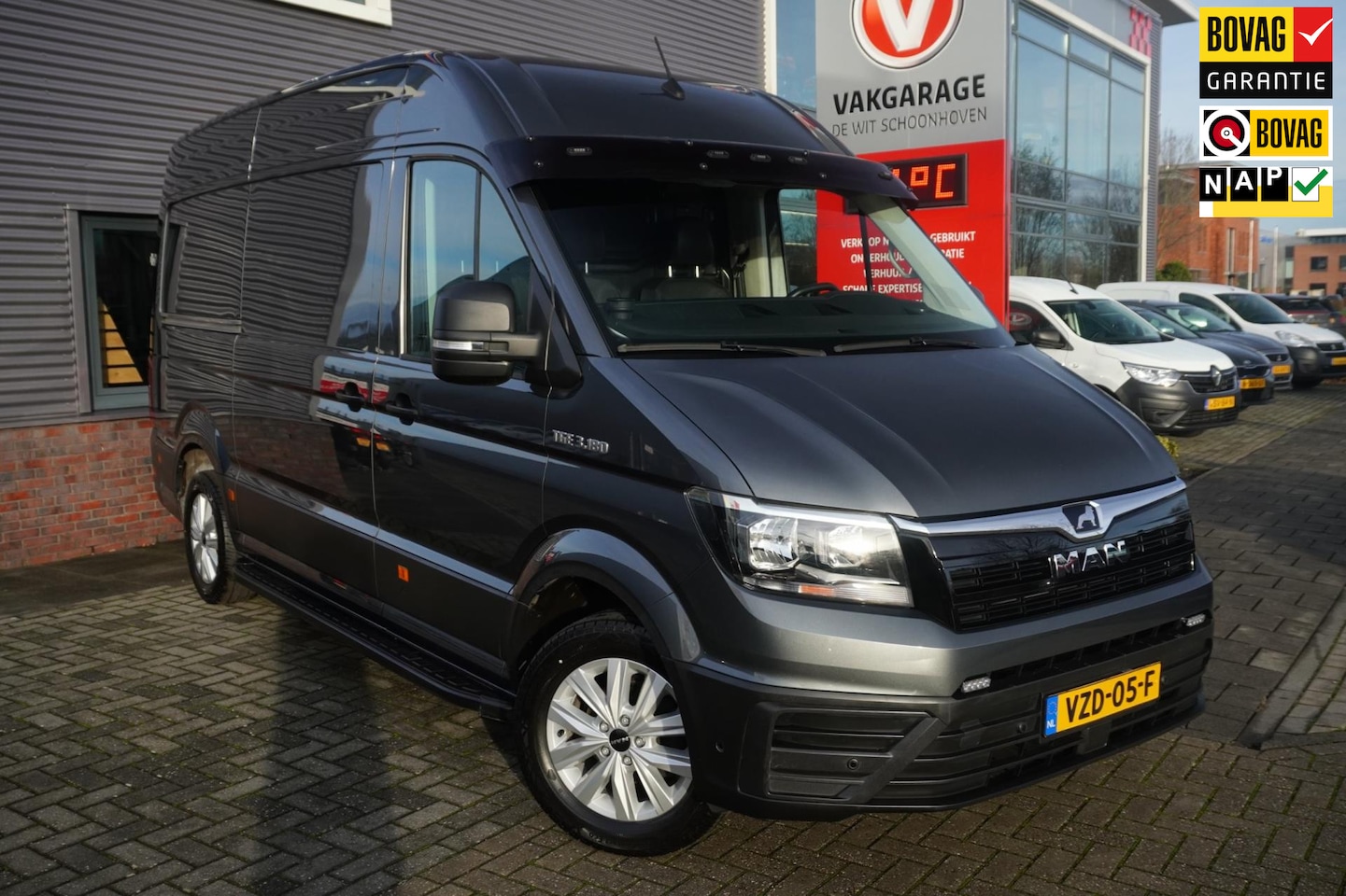 MAN TGE - 35 2.0 Standaard L3 Hoog / Camera / BLIS / Carplay / LM''17 / Trekhaak - AutoWereld.nl