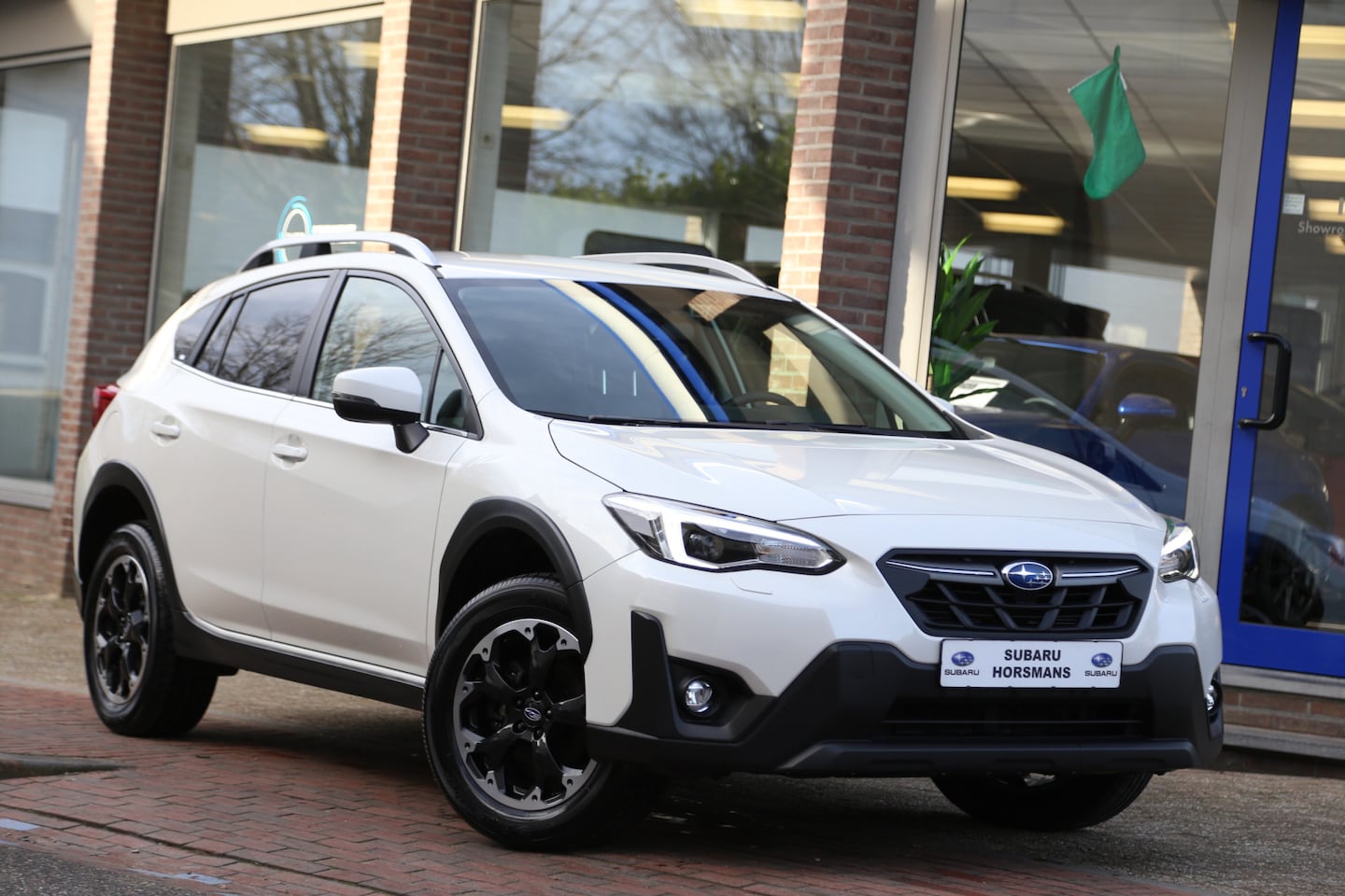 Subaru XV - 1.6i Pure Plus Automaat Navi Carplay Camera LED - AutoWereld.nl